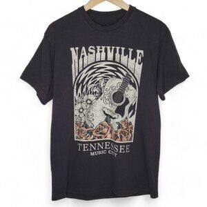 Nashville Tennessee Music City‎ Wavy Guitar and Roses Graphic Shirt M